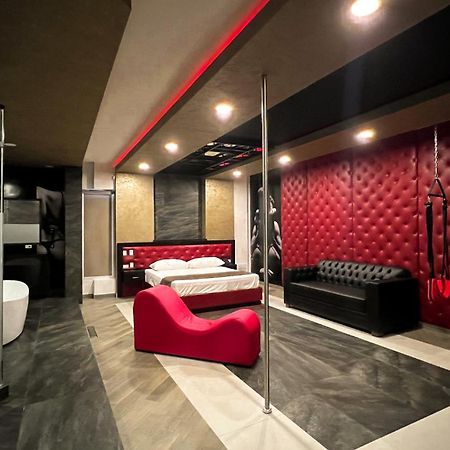 Motel Boutique Qatro Энсенада Экстерьер фото