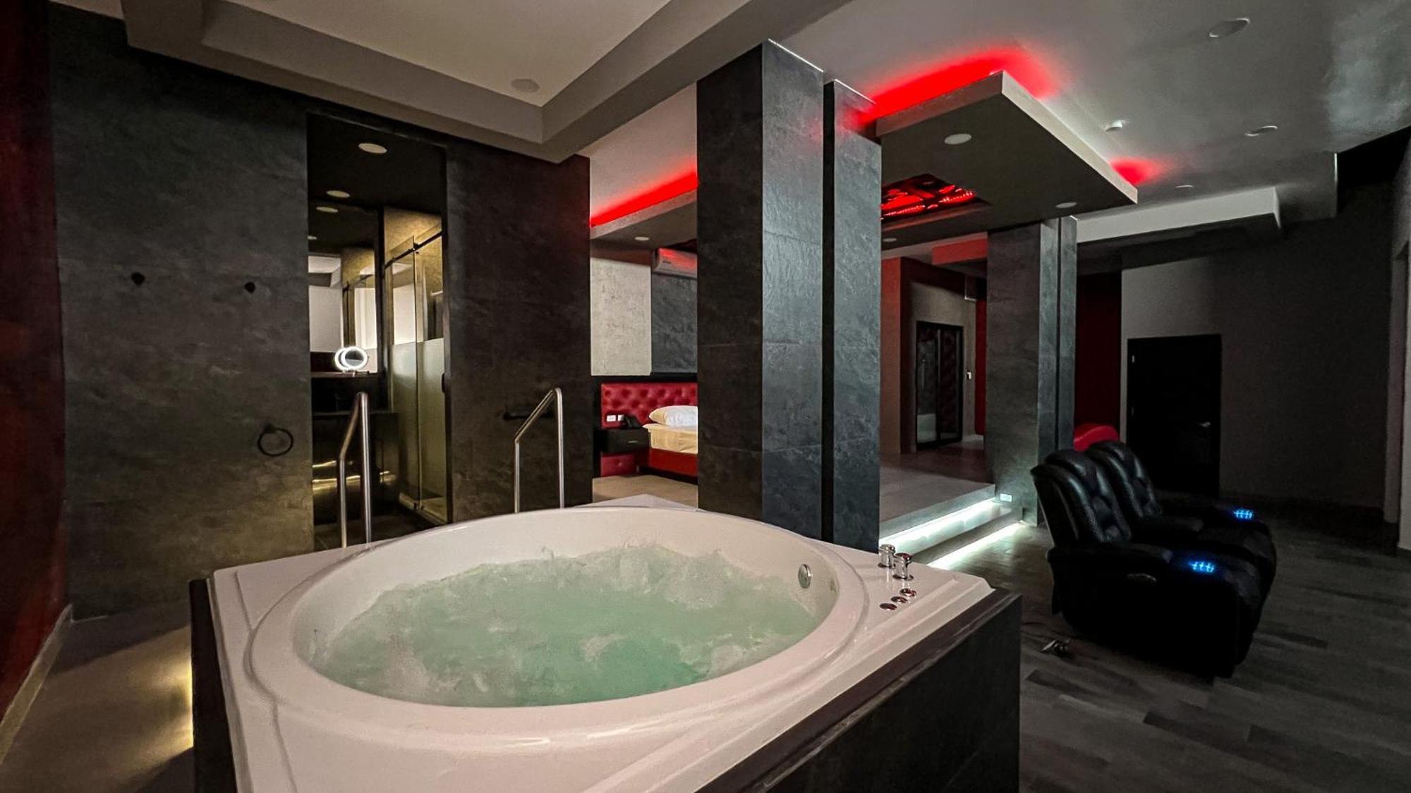 Motel Boutique Qatro Энсенада Экстерьер фото